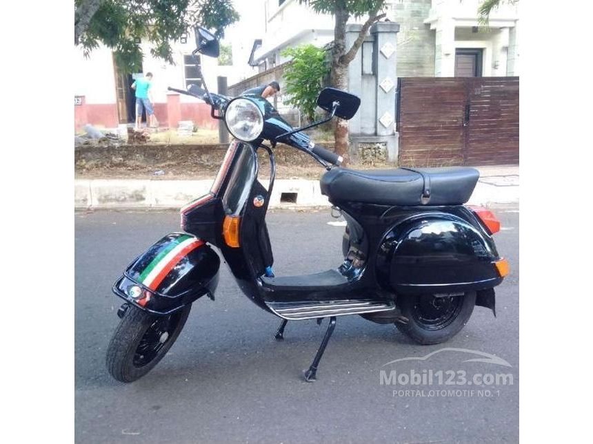 Jual Motor Piaggio Vespa 1990 0 2 di Bali Manual Hitam Rp Jual Motor Piaggio Vespa 1990 0 2 di Bali Manual Hitam Rp