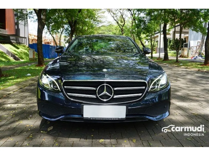 2016 Mercedes-Benz E300 Avantgarde Sedan