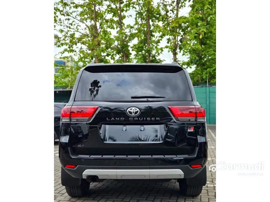 2025 Toyota Land Cruiser 300 GR-S 4X4 SUV