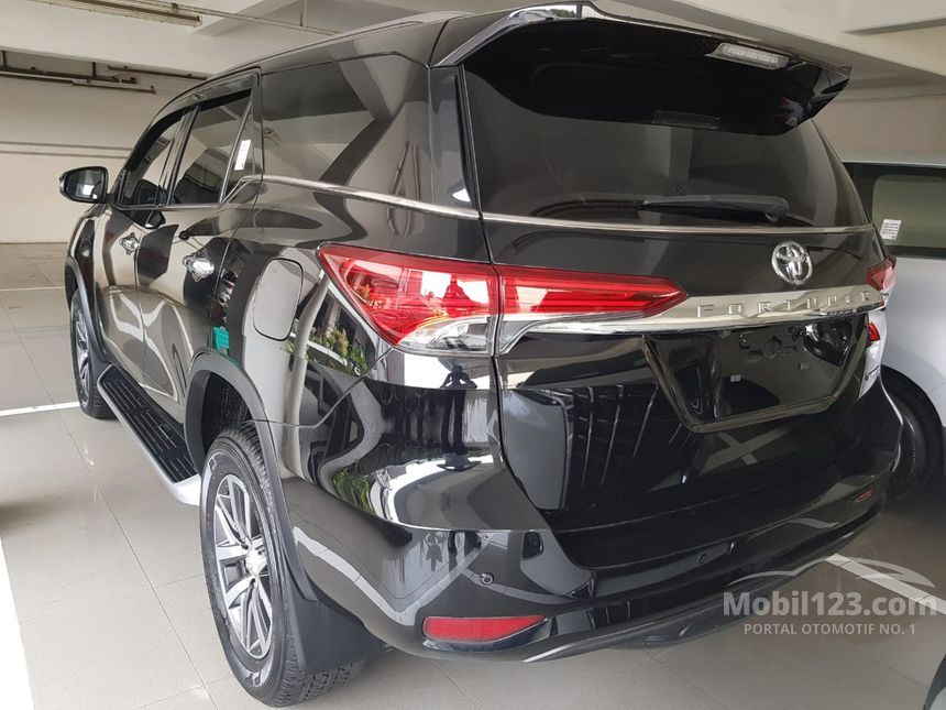 Jual Mobil Toyota Fortuner 2019 VRZ 2.4 di DKI Jakarta 