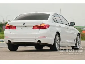2017 BMW 530i 2.0 Luxury Sedan