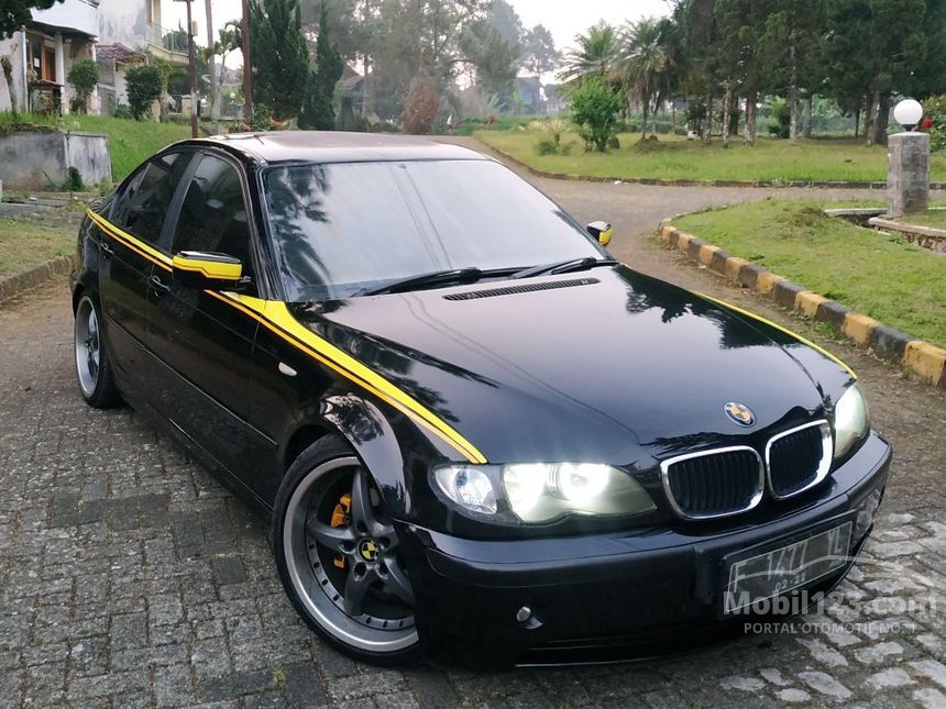 Jual Mobil  BMW  318i  2002 E46 2 0 di Jawa Barat Automatic 