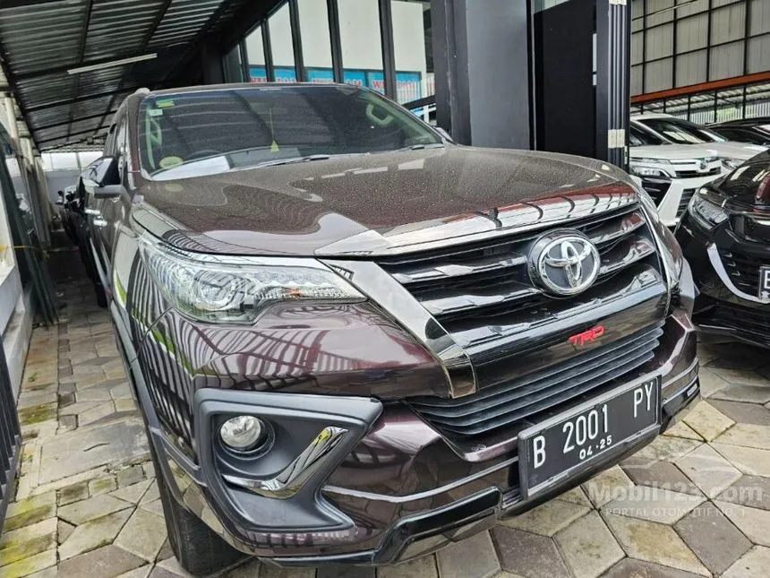 Jual Mobil Toyota Fortuner 2020 TRD 2.4 di Jawa Barat Automatic SUV Coklat Rp 425.000.000