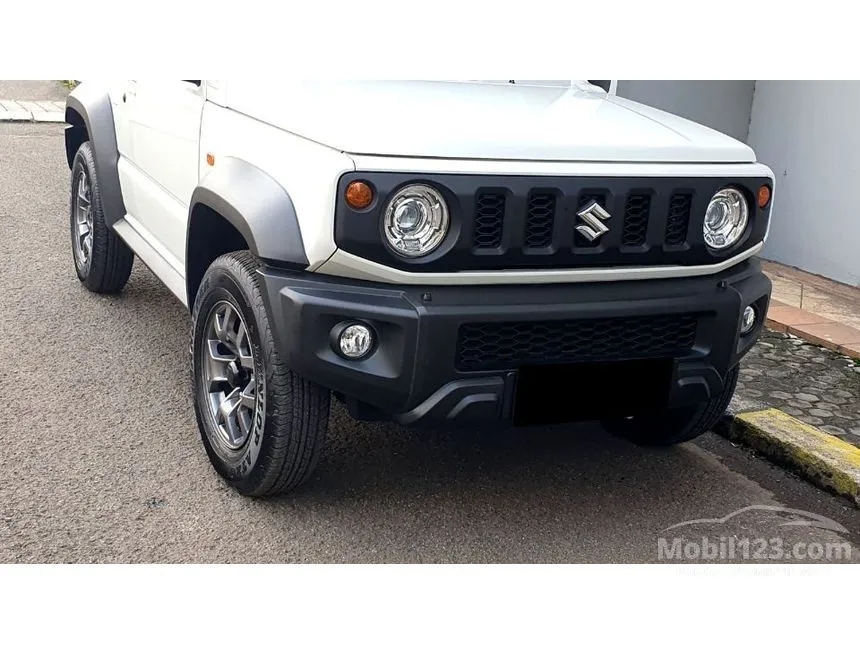2025 Suzuki Jimny 3 Door (2 Tone) SUV