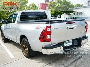 2021 Toyota HILUX REVO 2.4 Z Edition Mid Smart Cab Pickup