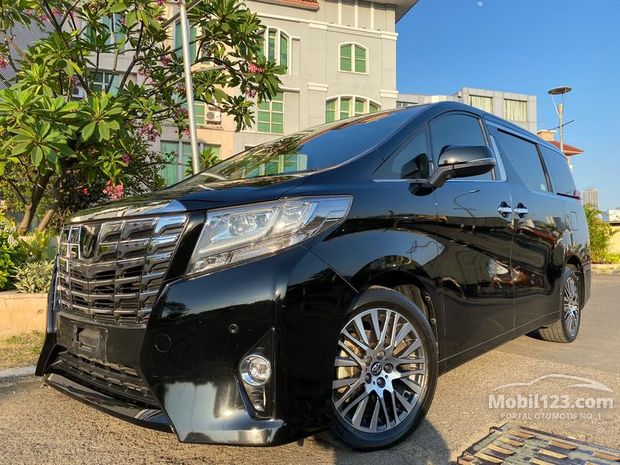 Toyota Alphard  Mobil  bekas dijual  di Dki jakarta 