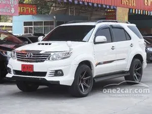 2015 Toyota FORTUNER 2.5 (ปี 12-15) V SUV