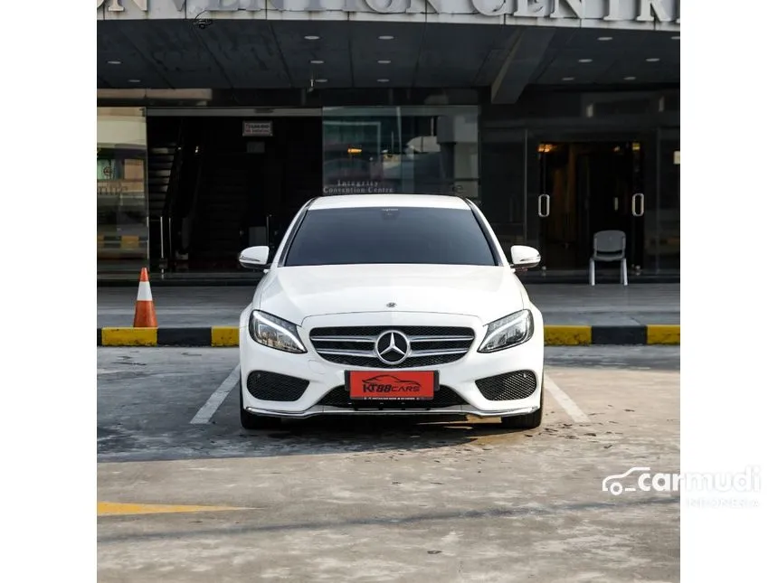 2018 Mercedes-Benz C200 AMG Line Sedan