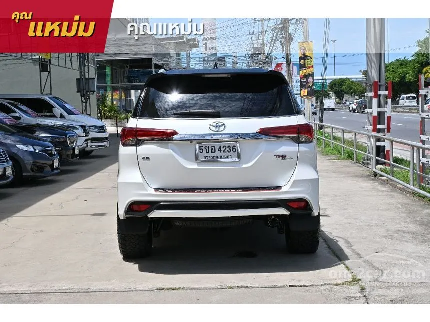 2018 Toyota FORTUNER TRD Sportivo (Blacktop) SUV