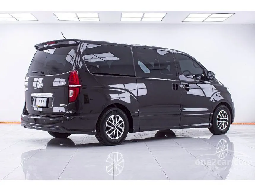 2019 Hyundai H-1 Deluxe Van