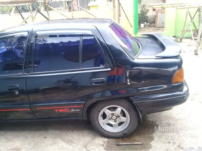 Jual Mobil  Daihatsu  Charade 1991 Classy  1 3 di Jawa Barat 