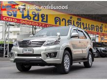 2012 Toyota Fortuner 3.0 (ปี 12-15) V SUV AT