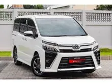 2018 Toyota Voxy 2.0 MPV AT Matic 2018 Putih Metalik.