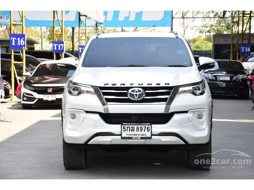 2016 Toyota Fortuner V SUV