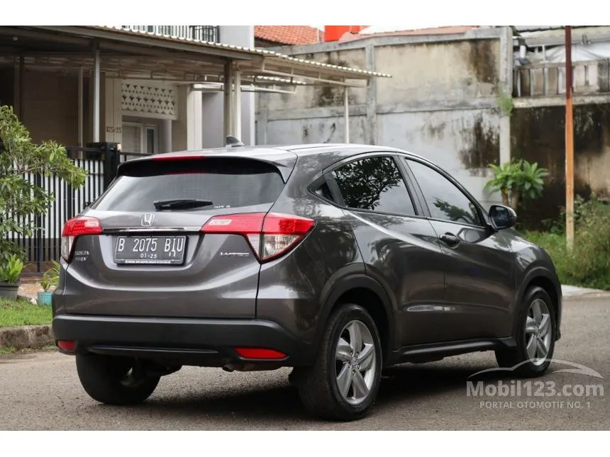 2019 Honda HR-V S SUV