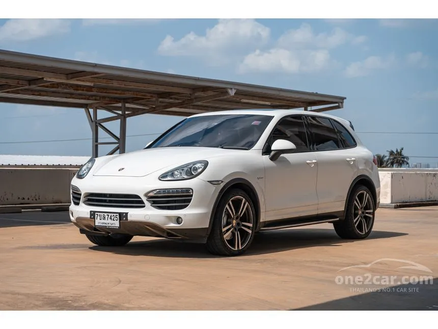2012 Porsche CAYENNE S Hybrid SUV