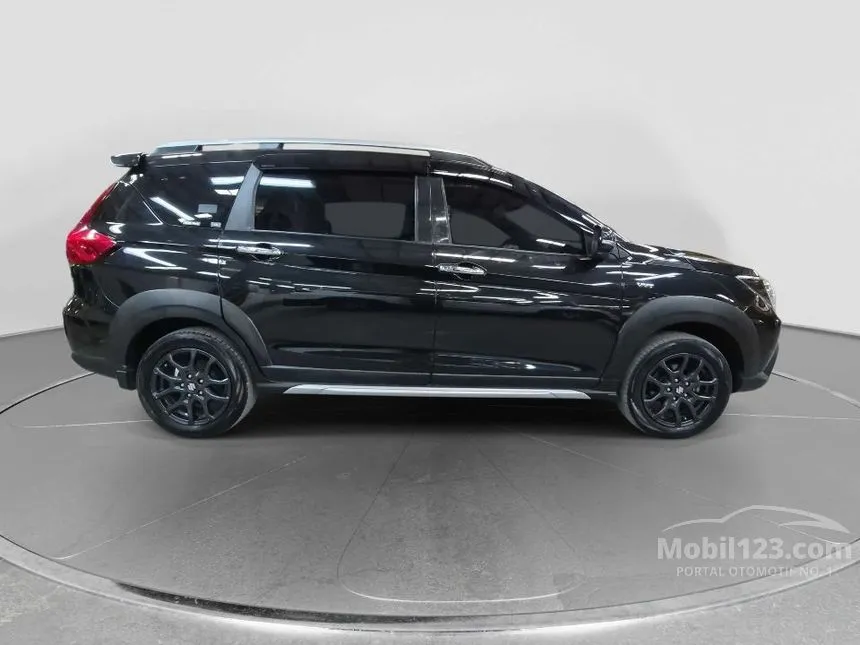 2023 Suzuki XL7 Beta Hybrid SUV