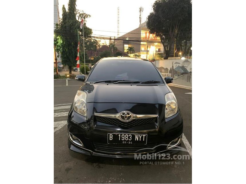 2009 Toyota Yaris S Limited