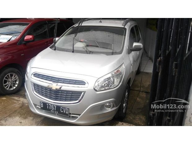 Chevrolet Spin Mobil bekas dijual di Tangerang Banten 