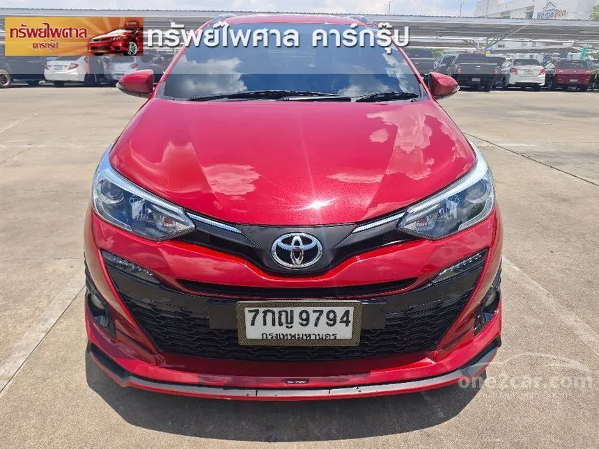 2018 Toyota YARIS G Hatchback