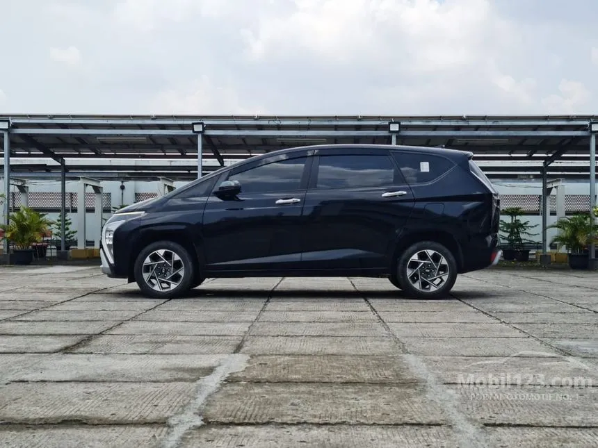 2023 Hyundai Stargazer Prime MPV