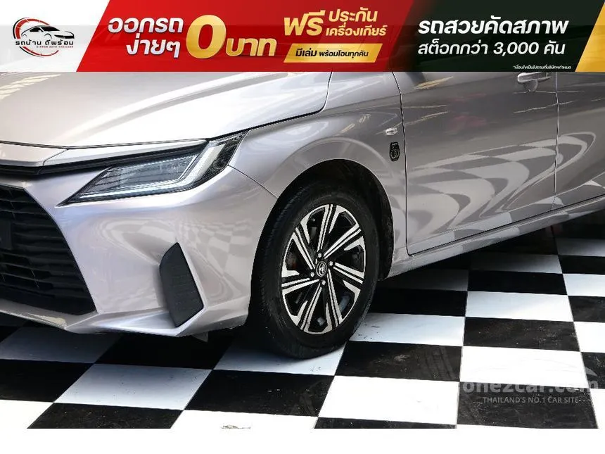 2022 Toyota Yaris Ativ Sport Sedan
