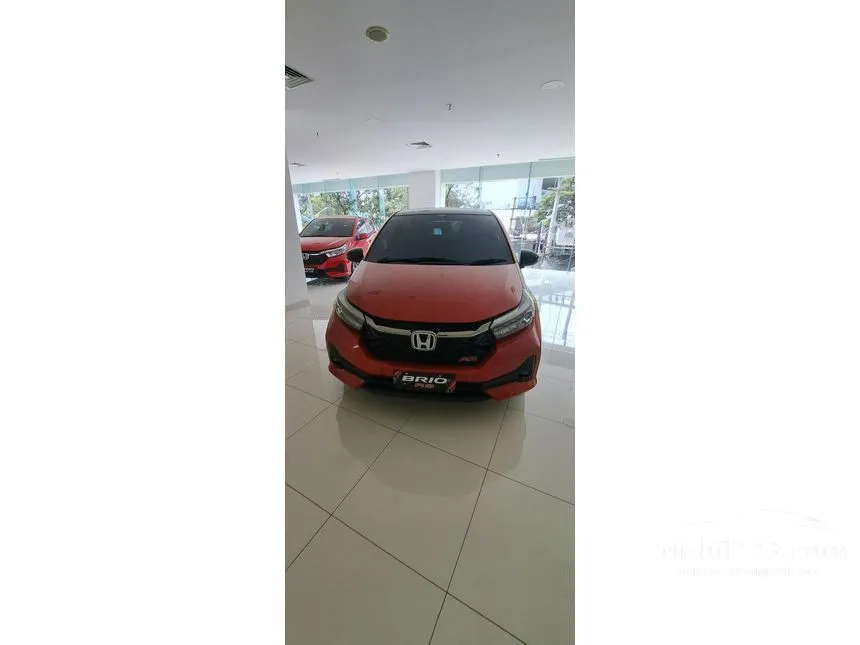 Jual Mobil Honda Brio 2023 RS 1.2 di Jawa Timur Automatic Hatchback Merah Rp 242.100.000
