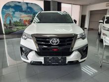 Promo awal tahun 2020 Toyota Fortuner 2,4 TRD SUV