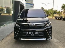 Toyota Voxy 2.0 2019 low km