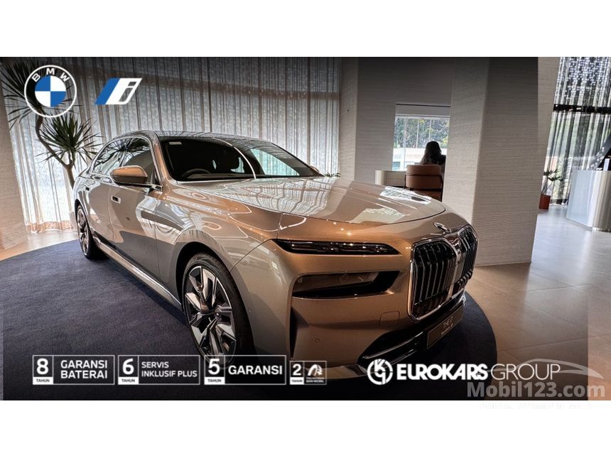 Jual Mobil BMW i7 2024 xDrive60 Gran Lusso di DKI Jakarta Automatic ...