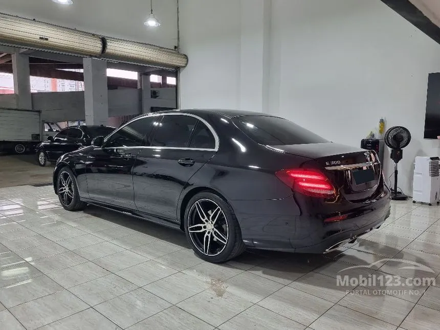 2017 Mercedes-Benz E300 AMG Line Sedan