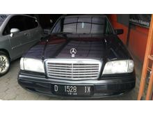 1995 Mercedes-Benz C200 2.0