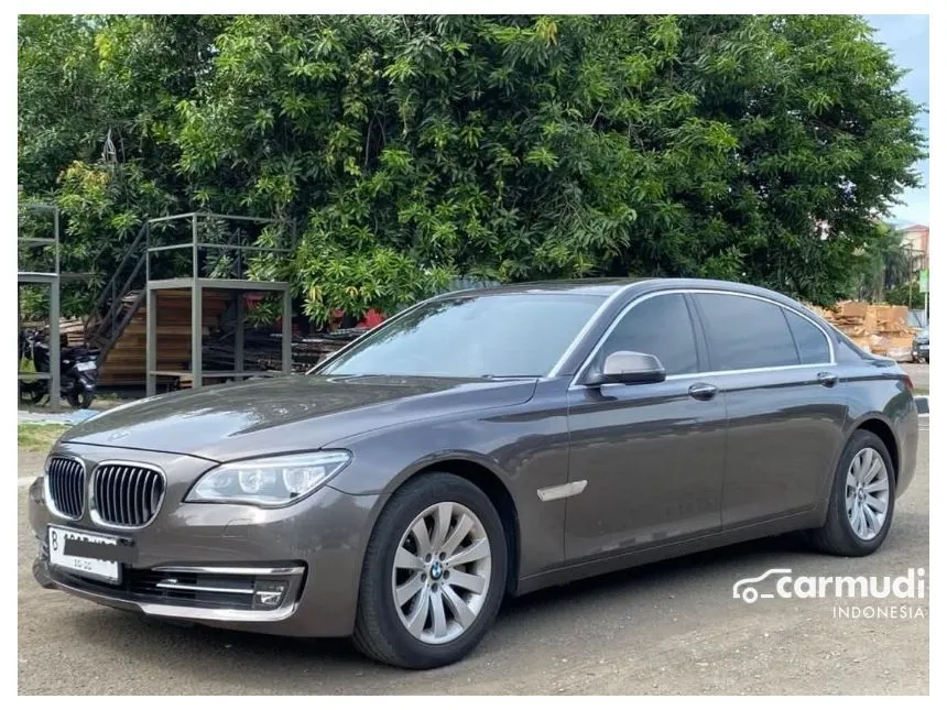 2013 BMW 730Li Sedan