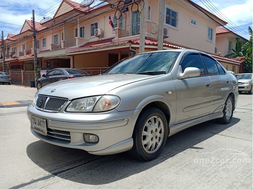 Nissan sunny 2002