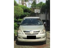 2004 Toyota Kijang Innova 2.0 V MPV