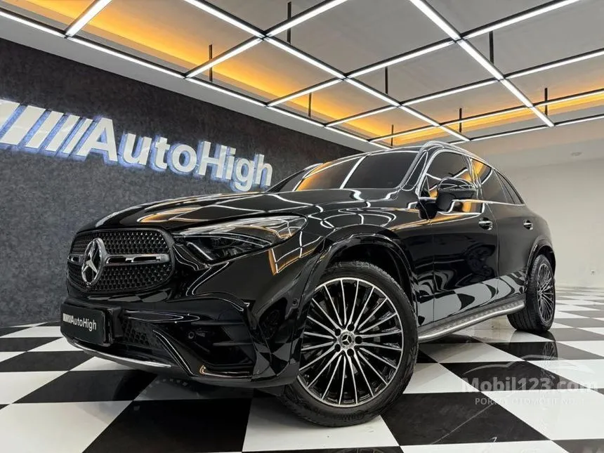 2023 Mercedes-Benz GLC300 AMG Line 4MATIC SUV