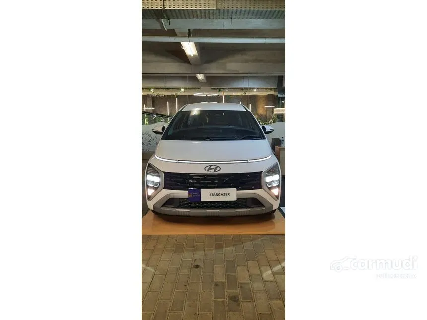 2026 Hyundai Stargazer Essential Tech MPV