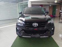 2018 Toyota Fortuner 2.4 TRD SUV