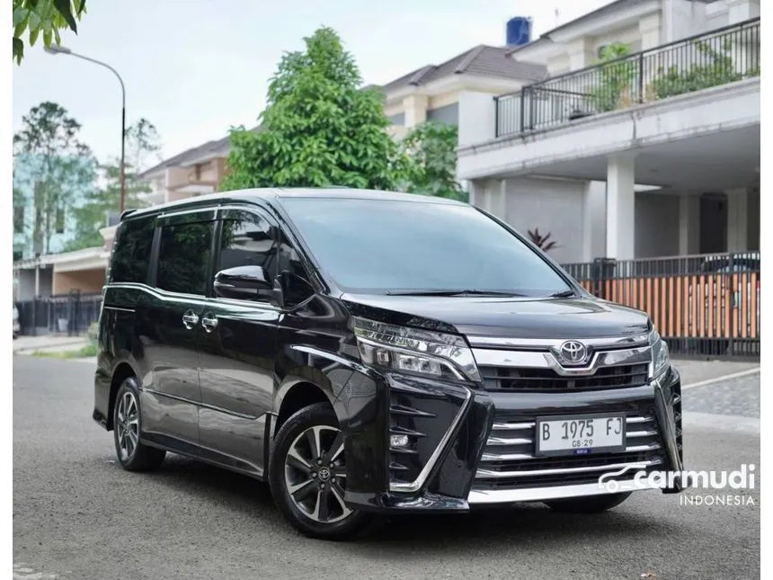 2019 Toyota Voxy MPV