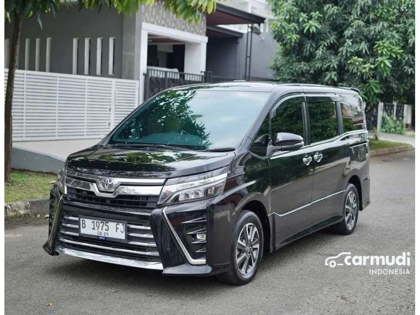 2019 Toyota Voxy MPV
