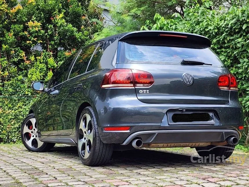 2011 Volkswagen Golf GTi Hatchback