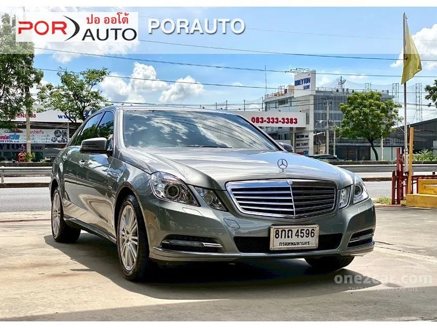2013 Mercedes-Benz E200 CGI BlueEFFICIENCY Sedan
