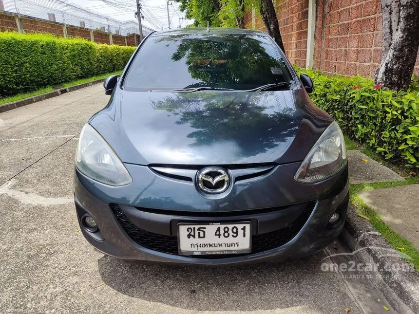 2012 Mazda 2 Groove Sedan