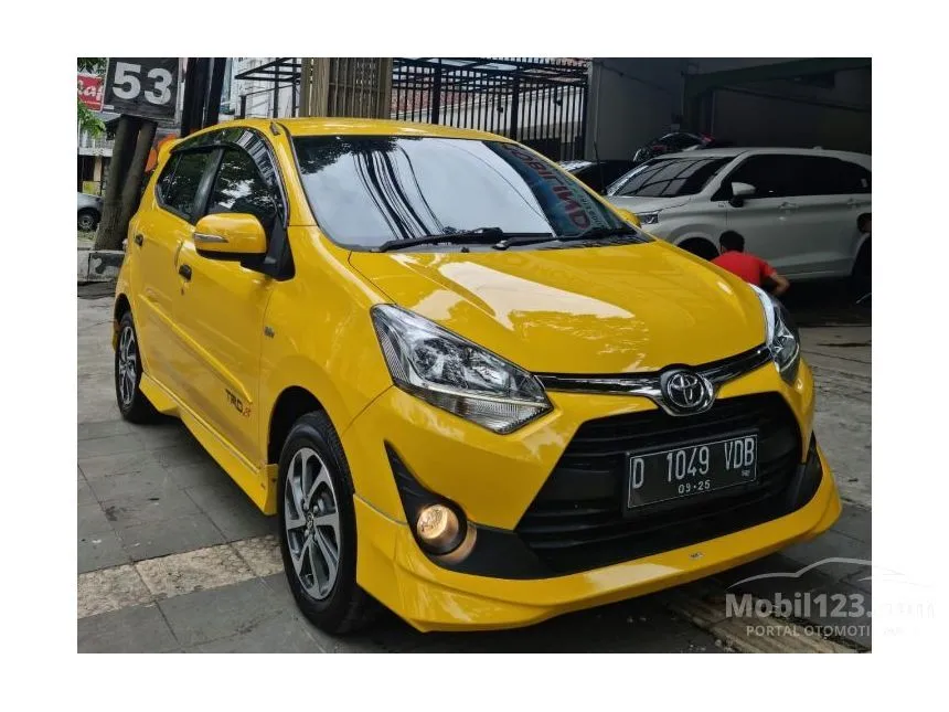 Jual Mobil Toyota Agya 2020 TRD 1.2 di Jawa Barat Automatic Hatchback Kuning Rp 143.000.000
