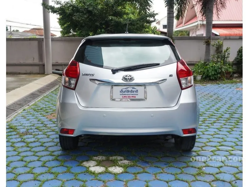 2016 Toyota YARIS G Hatchback
