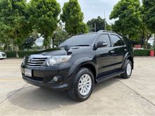 2011 Toyota Fortuner 2.7 (ปี 12-15) V Wagon