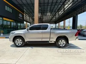 2018 Toyota HILUX REVO 2.4 E Plus Prerunner Smart Cab Pickup