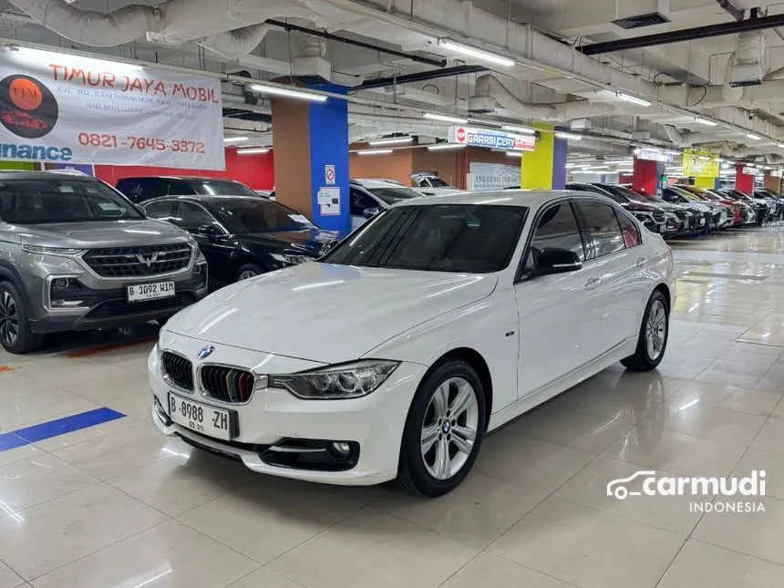 2013 BMW 320i Sport Sedan