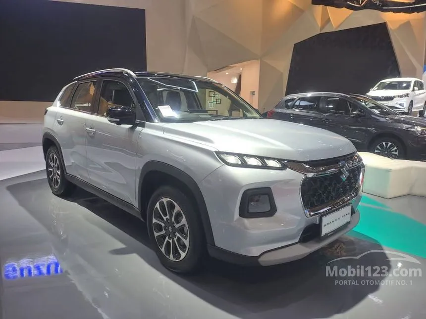 Jual Mobil Suzuki Grand Vitara 2024 GX (Two Tone) 1.5 di DKI Jakarta Automatic SUV Silver Rp 340.000.000