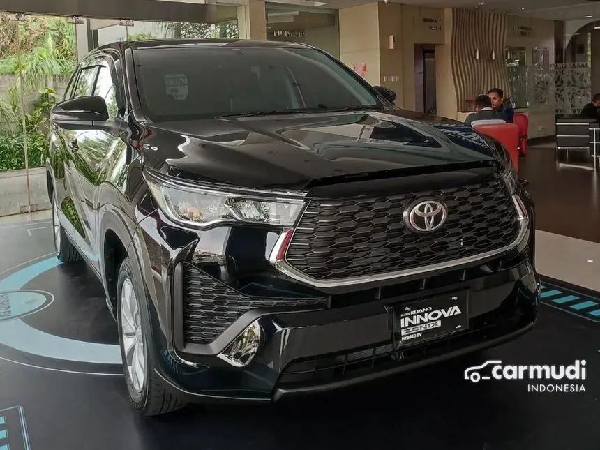 2024 Toyota Kijang Innova Zenix V Wagon